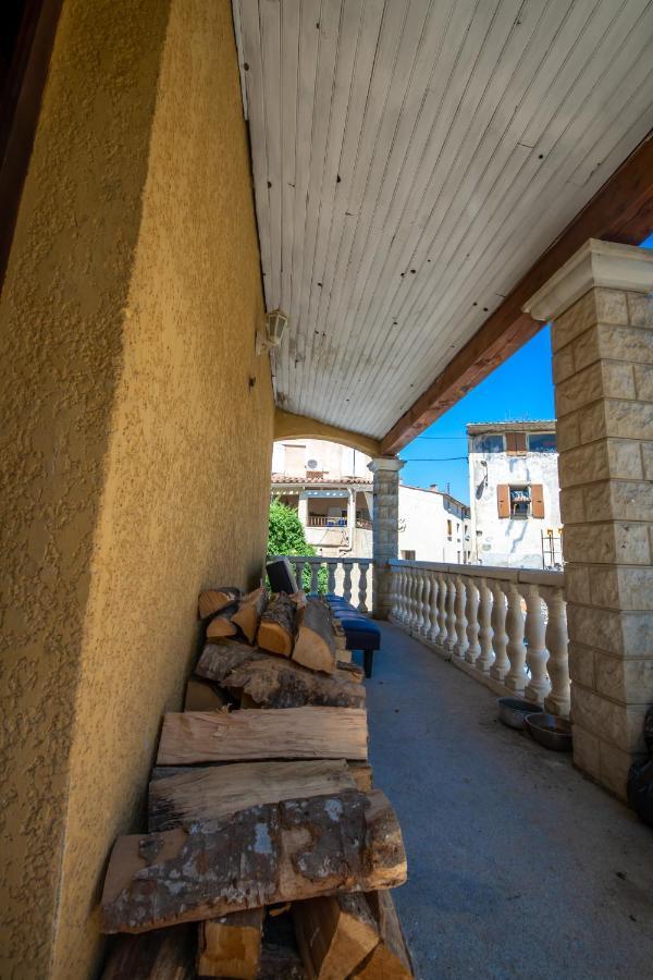Camin del Bosc Roquefort-des-Corbières Exterior foto